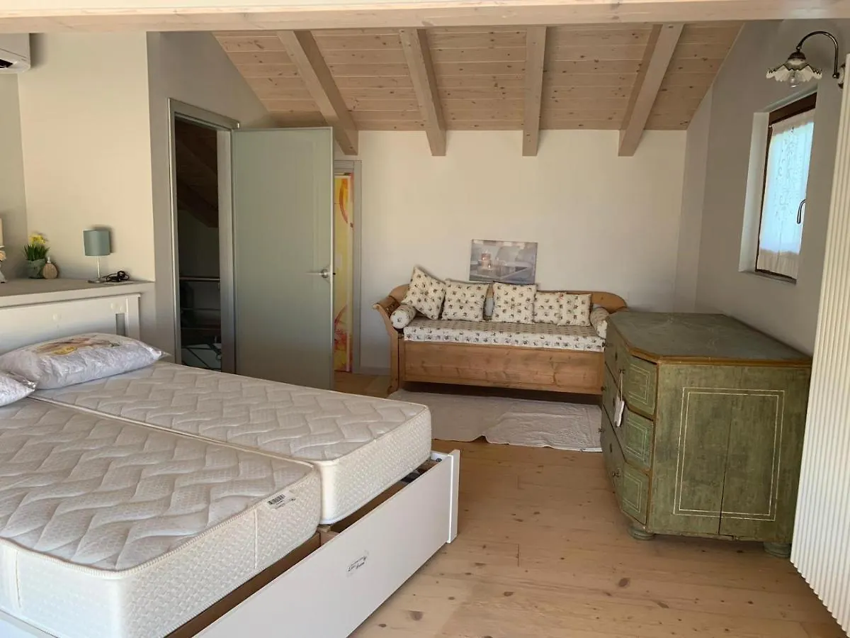 Villa Elma Lonato 0*,